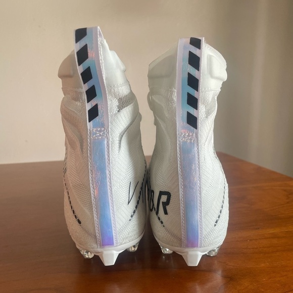 Men’s Nike Vapor Untouchable 3 Elite Flyknit Detachable (BV6699-100) - Picture 3 of 6